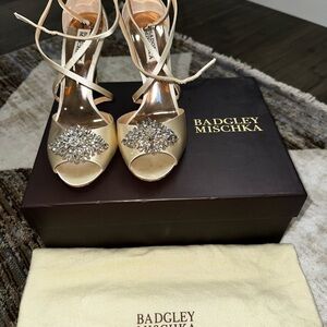 Badgley Mischka beige Heels with Crystal Embellishments